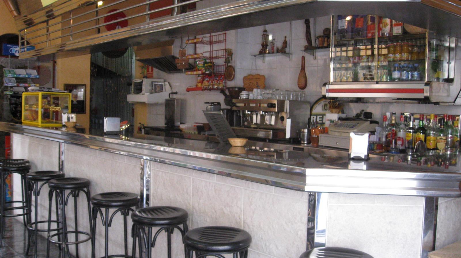 Interior del bar Guantanamera